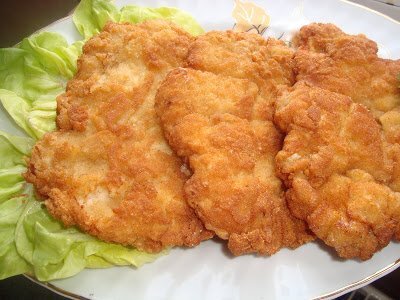 Snitele din piept de pui - Rețetă Petitchef