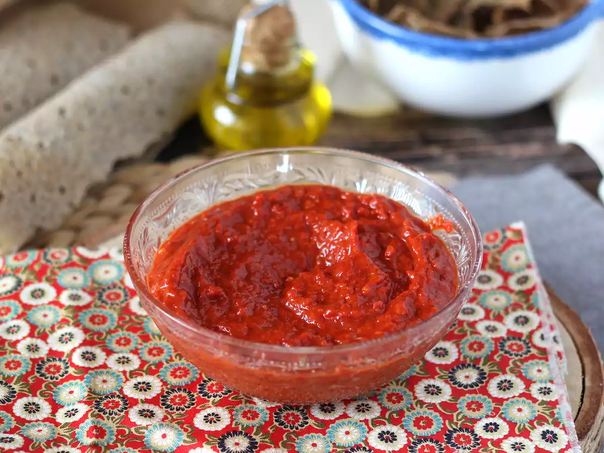 Sos de ardei roșu (alternativă la hummus, guacamole sau tapenadă) - poza 2