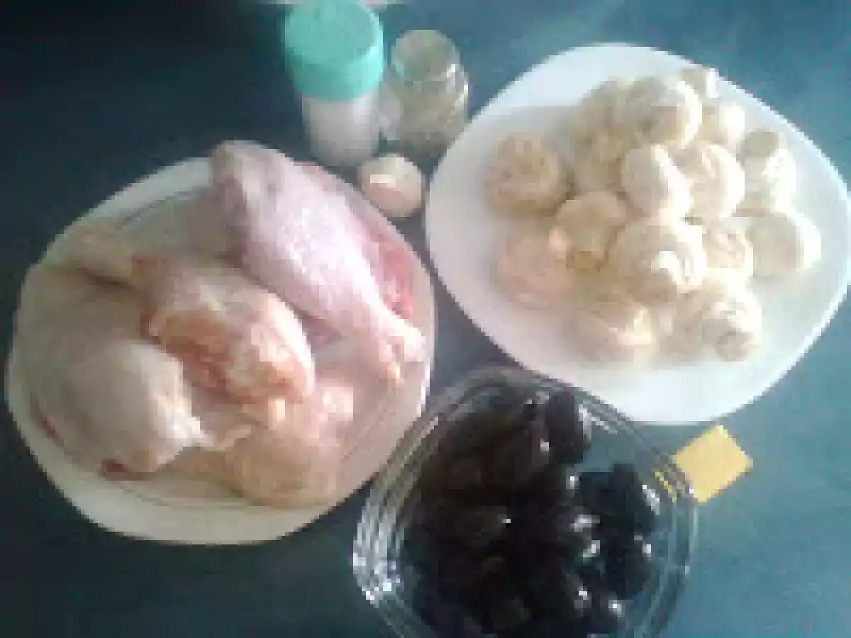 SOS DE PUI CU MASLINE SI CIUPERCI - poza 2