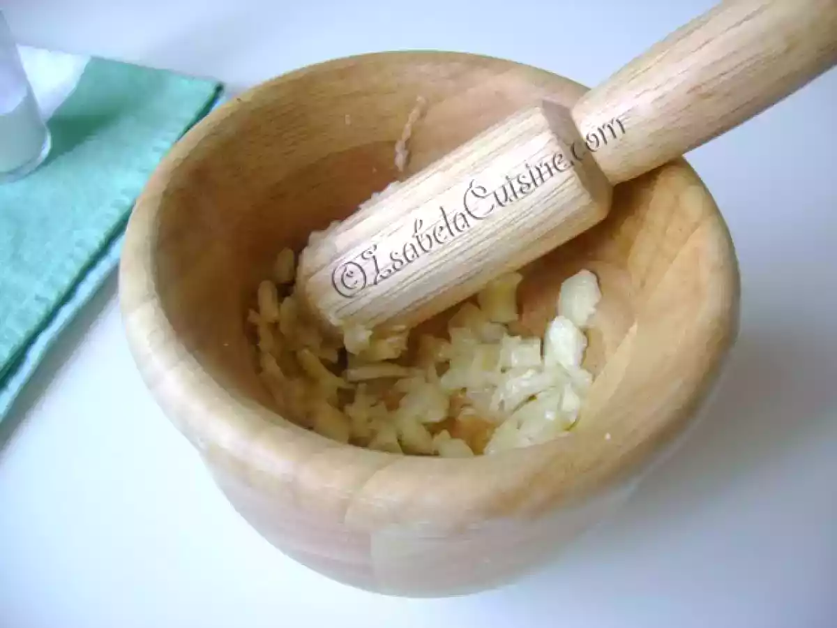 Sos de smantana si usturoi - poza 2