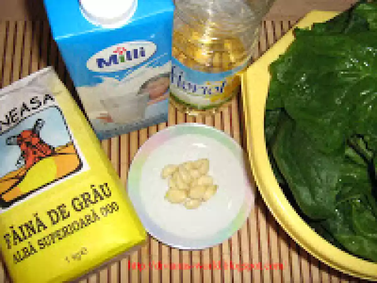 SOS DE SPANAC CU OCHIURI DE OUA - poza 2