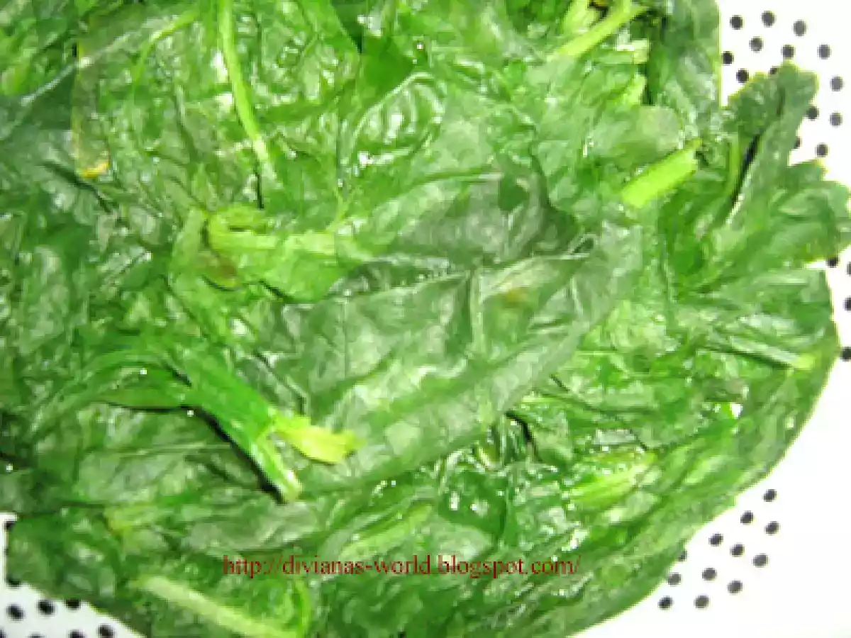 SOS DE SPANAC CU OCHIURI DE OUA - poza 4