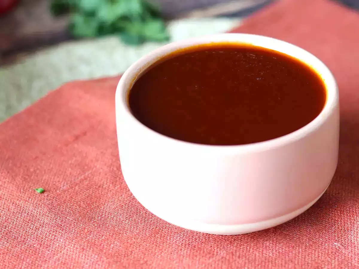 Sos dulce-acrișor de casă în stil grătar: rețetă ușoară, gata în cel mai scurt timp - poza 3