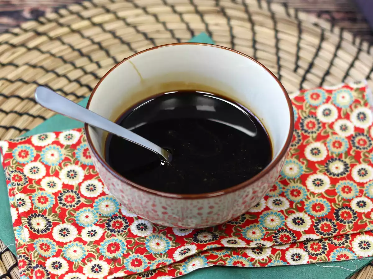 Sos teriyaki de casă, perfect pentru a însoți somonul și puiul! - poza 2
