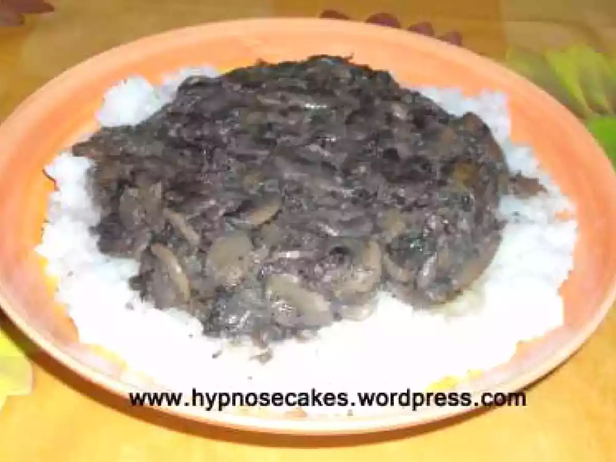 Sote de ciuperci cu orez