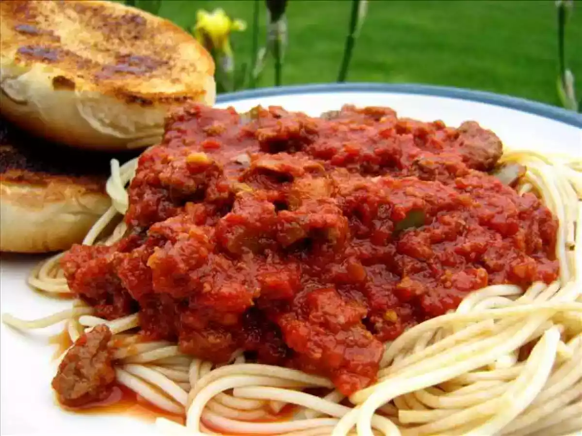 Spaghete Bolognese