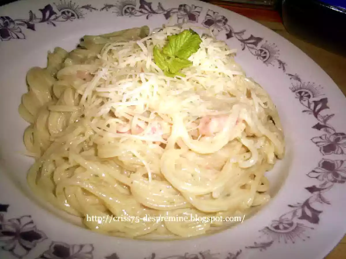 Spaghete carbonara (Maggi ideea zilei)