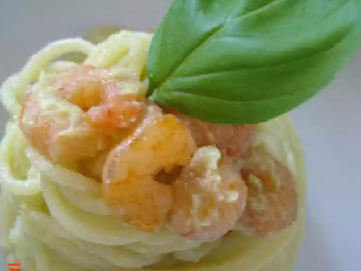 Spaghete cu avocado si creveti - poza 2