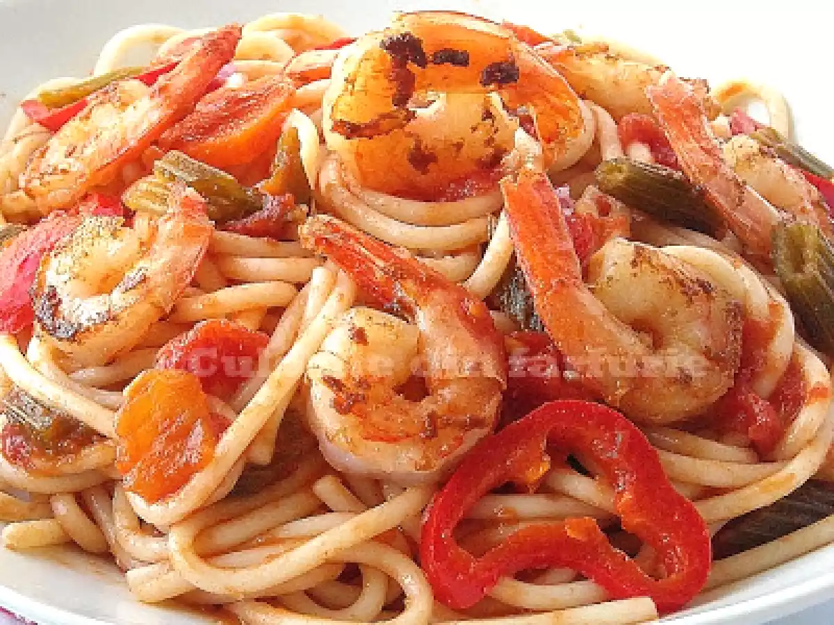 Spaghete cu creveti in sos de vin