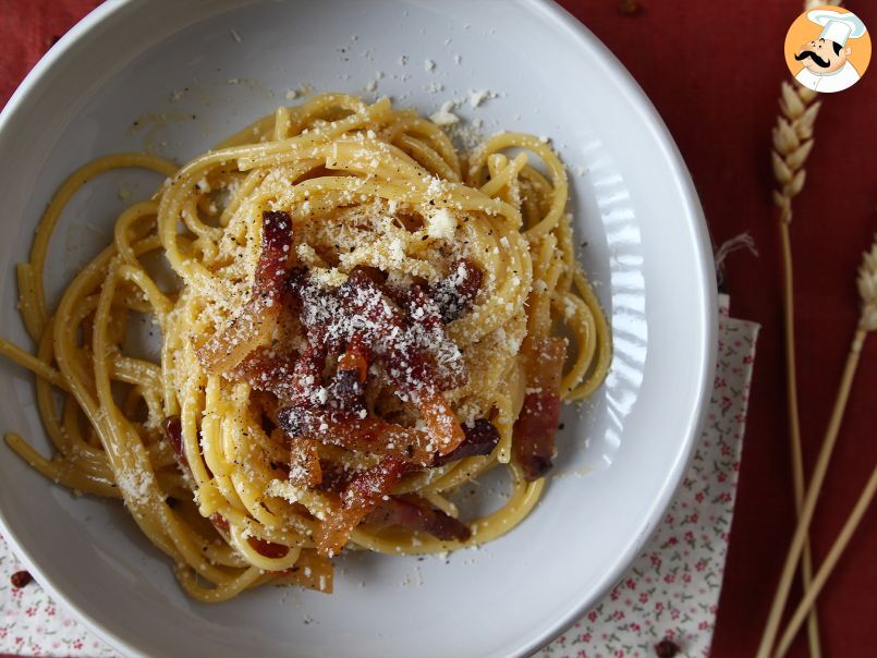 Spaghetti alla carbonara, rețeta cremoasă explicată pas cu pas - poza 5