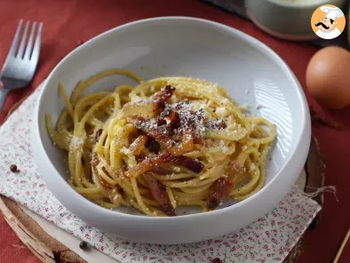 Spaghetti alla carbonara, rețeta cremoasă explicată pas cu pas - poza 3