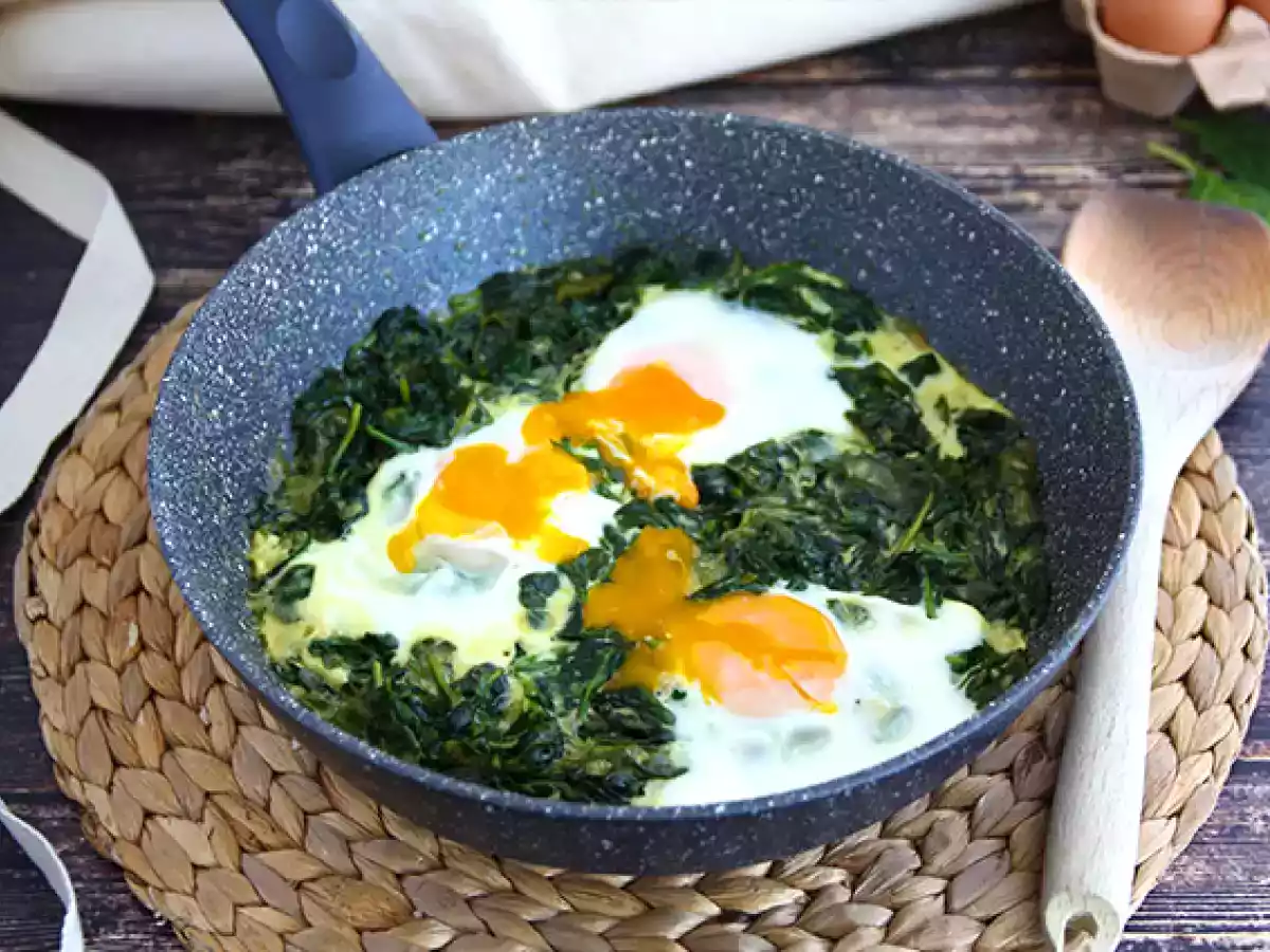 Spanac cu oua si smantana