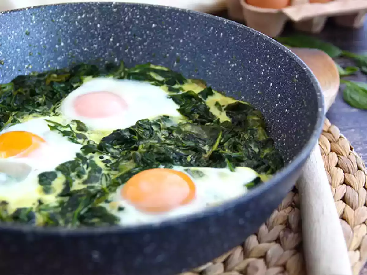 Spanac cu oua si smantana - poza 4