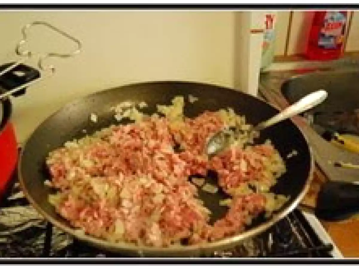 Specialitate turceasca:varza cu carne la cuptor - poza 8