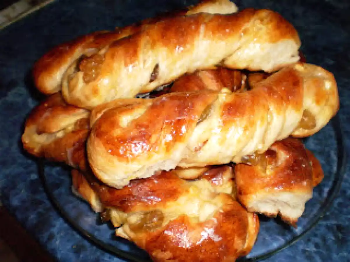 Spirale cu mere si stafide - poza 2