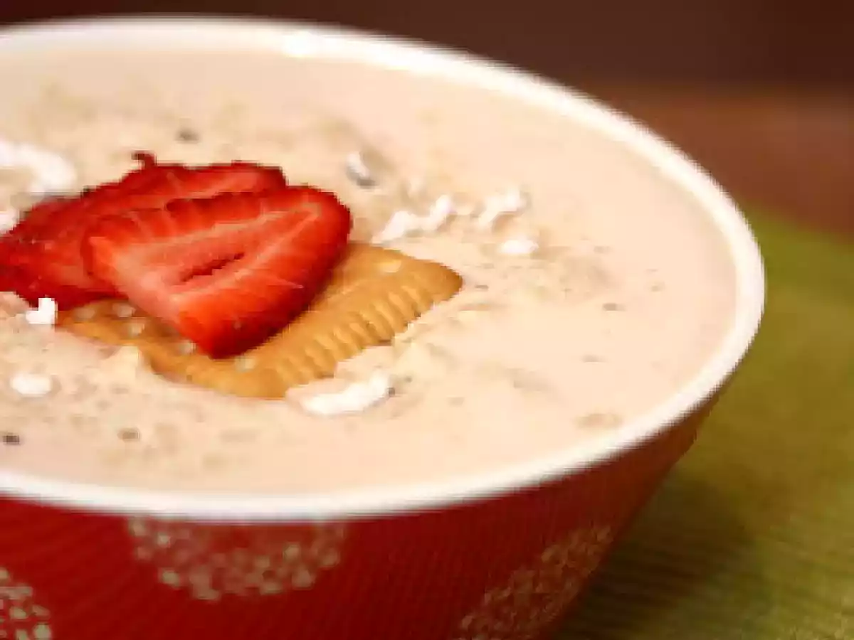 Spuma de mascarpone cu capsuni