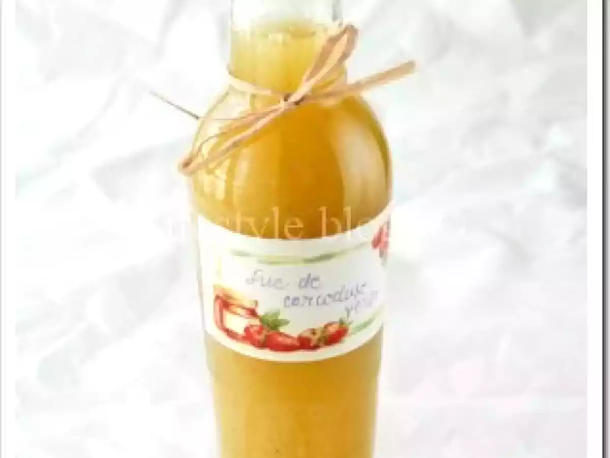 Suc de corcoduse verzi