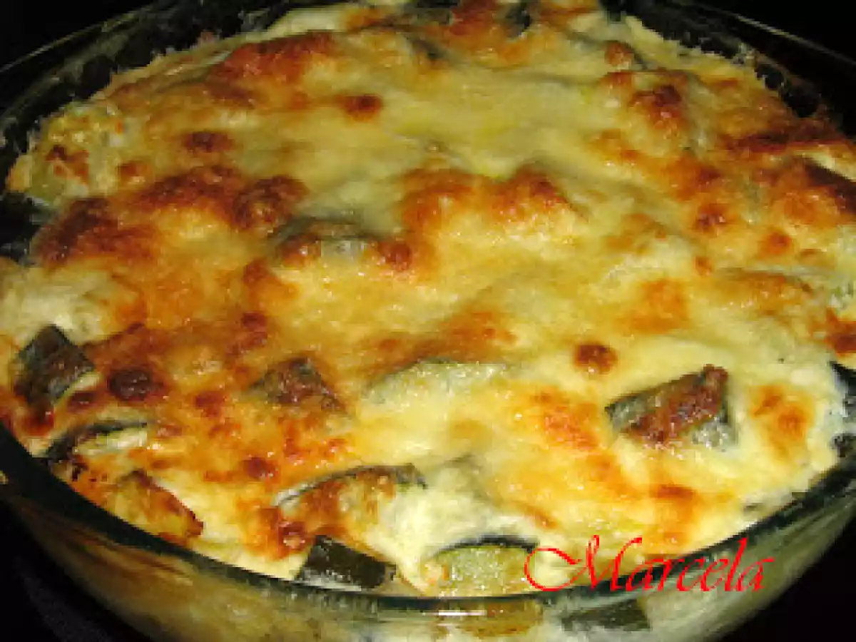 Sufleu de zuchinni cu bacon si parmezan la cuptor