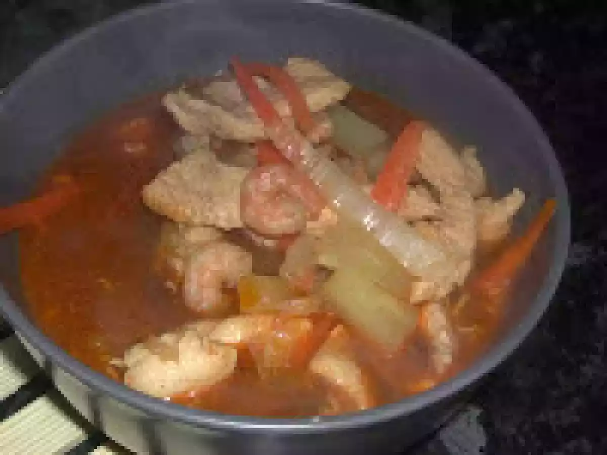 Supa asiatica cu pui si creveti - poza 2