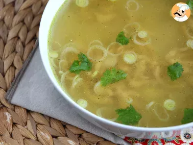 Supă asiatică de pui super aromată și reconfortantă, poza 3
