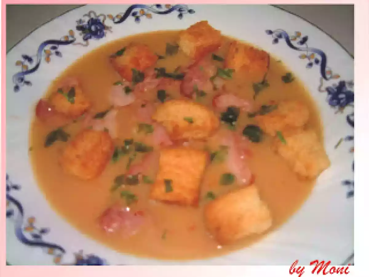 SUPA CREMA DE CARTOFI CU CRUTOANE