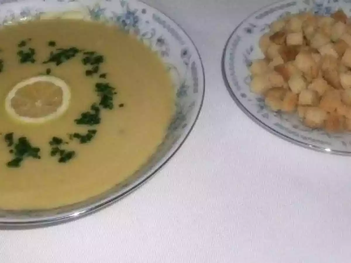 Supa crema de linte (specific arabesc)