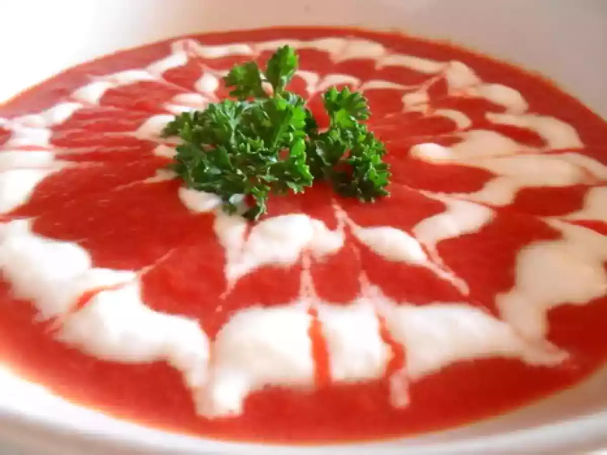 Supa crema de sfecla rosie