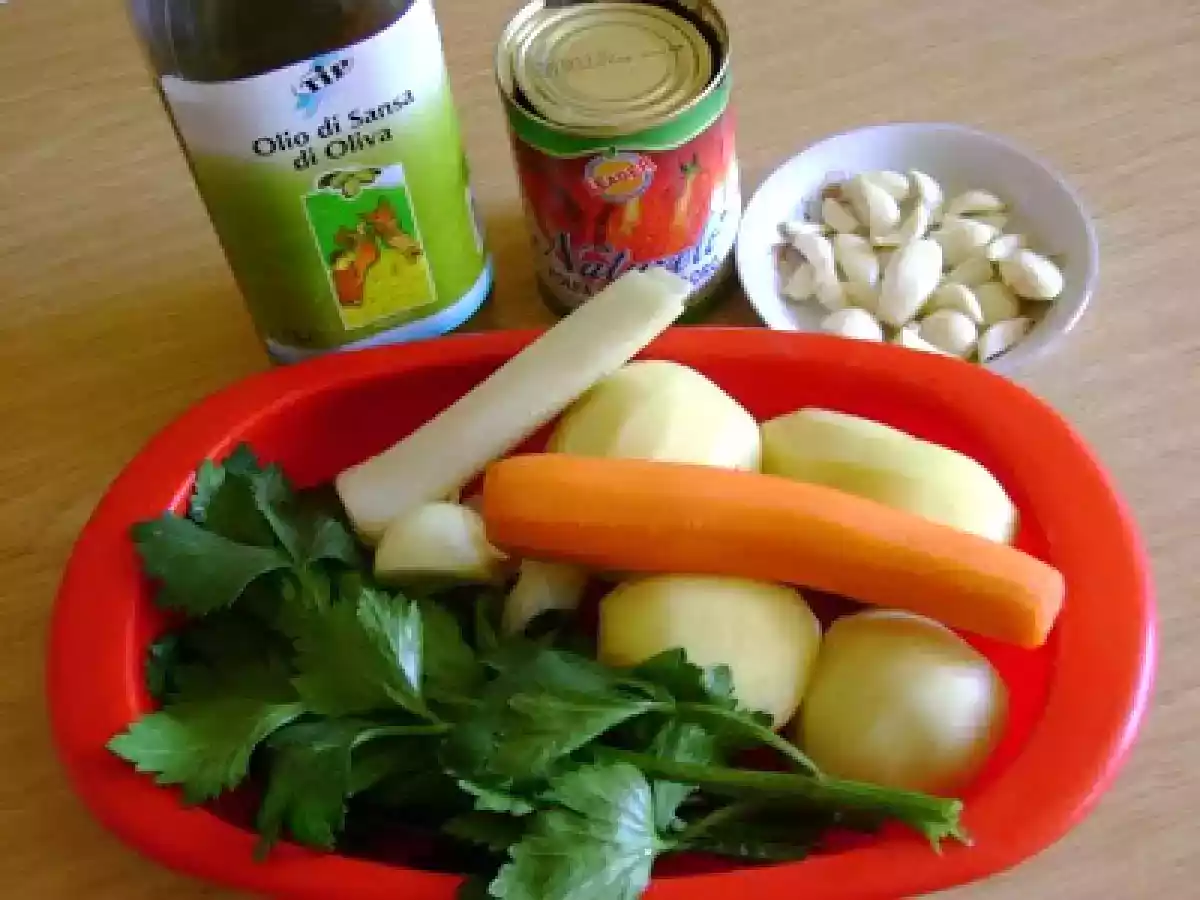 SUPA CREMA DE USTUROI CU LEGUME - poza 3