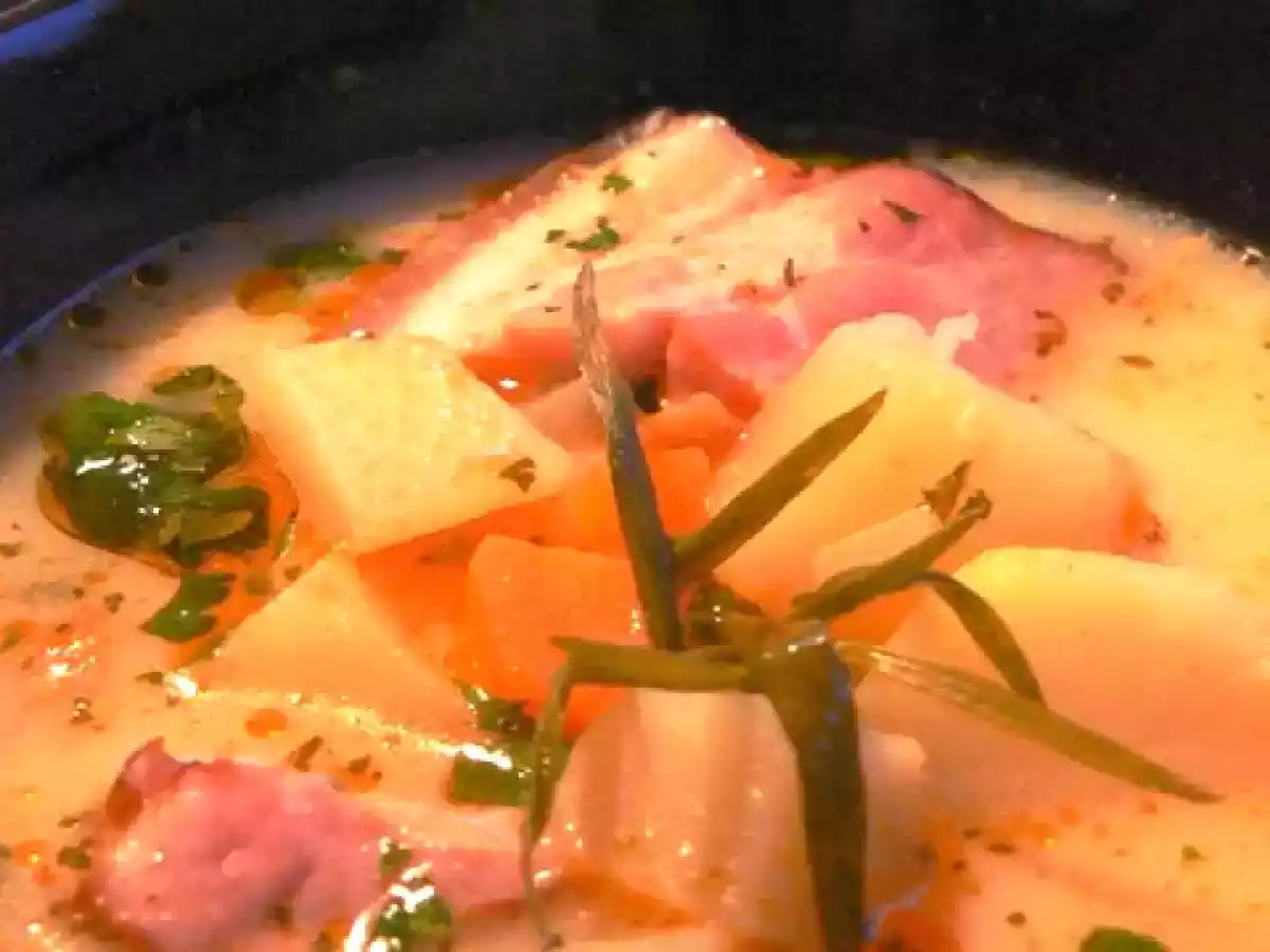 Supa de cartofi cu afumatura si tarhon - poza 2