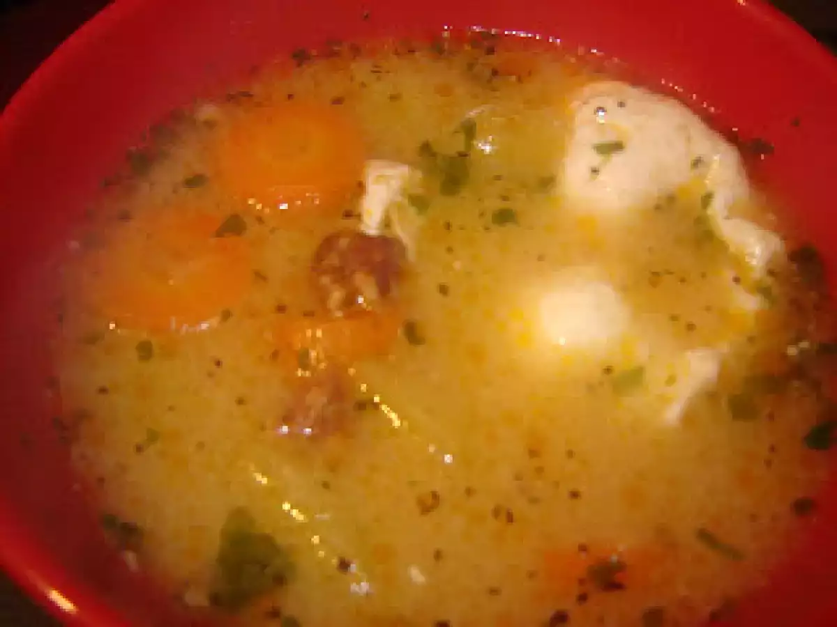 Supa de cartofi cu carnat si oua - poza 2