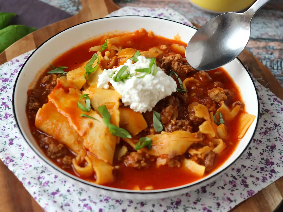 Supă de lasagna cu carne, ricotta și parmezan - poza 4