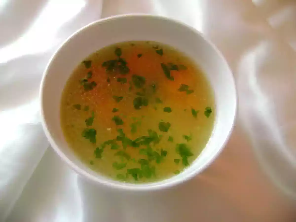 Supa de pui cu fidea - poza 2