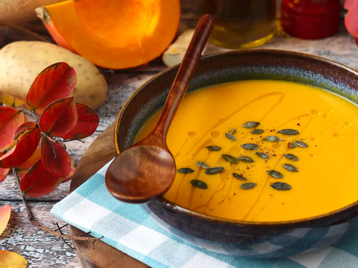 Supă germană de dovleac (Kürbissuppe), cremoasă și reconfortantă - poza 3