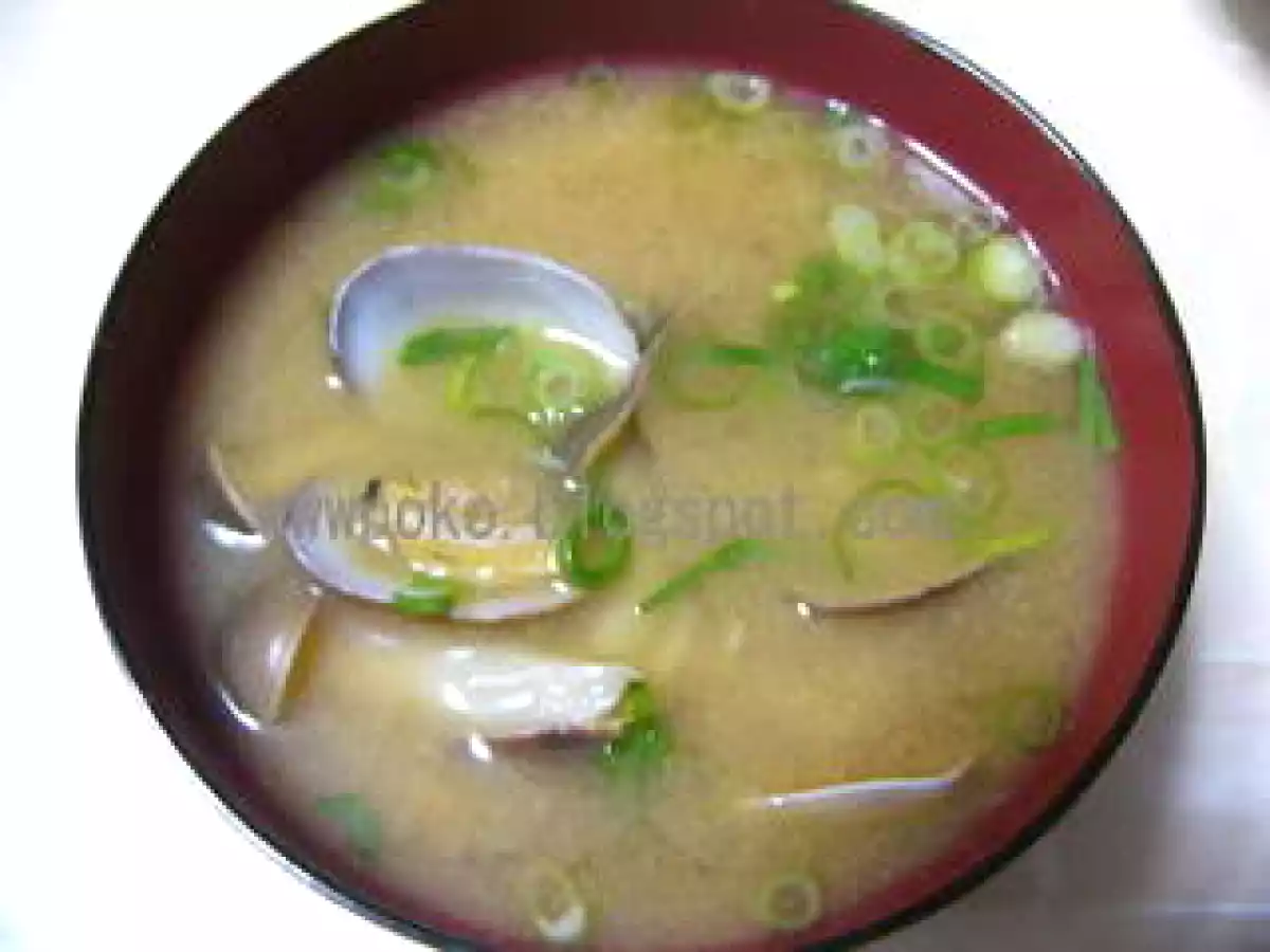 Supa miso cu scoici