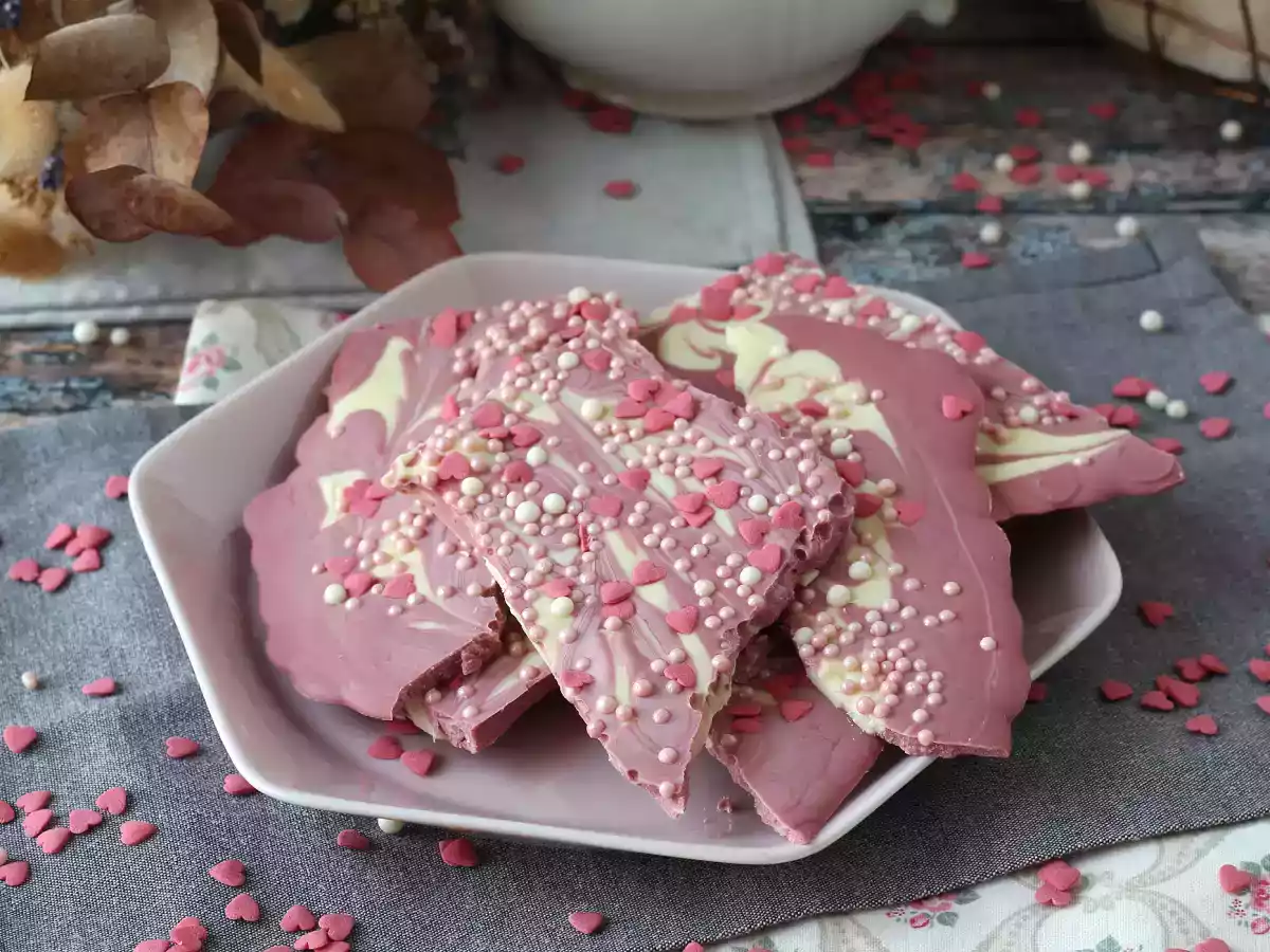 Tabletă de ciocolată personalizată, ideea de cadou last minute! - poza 4