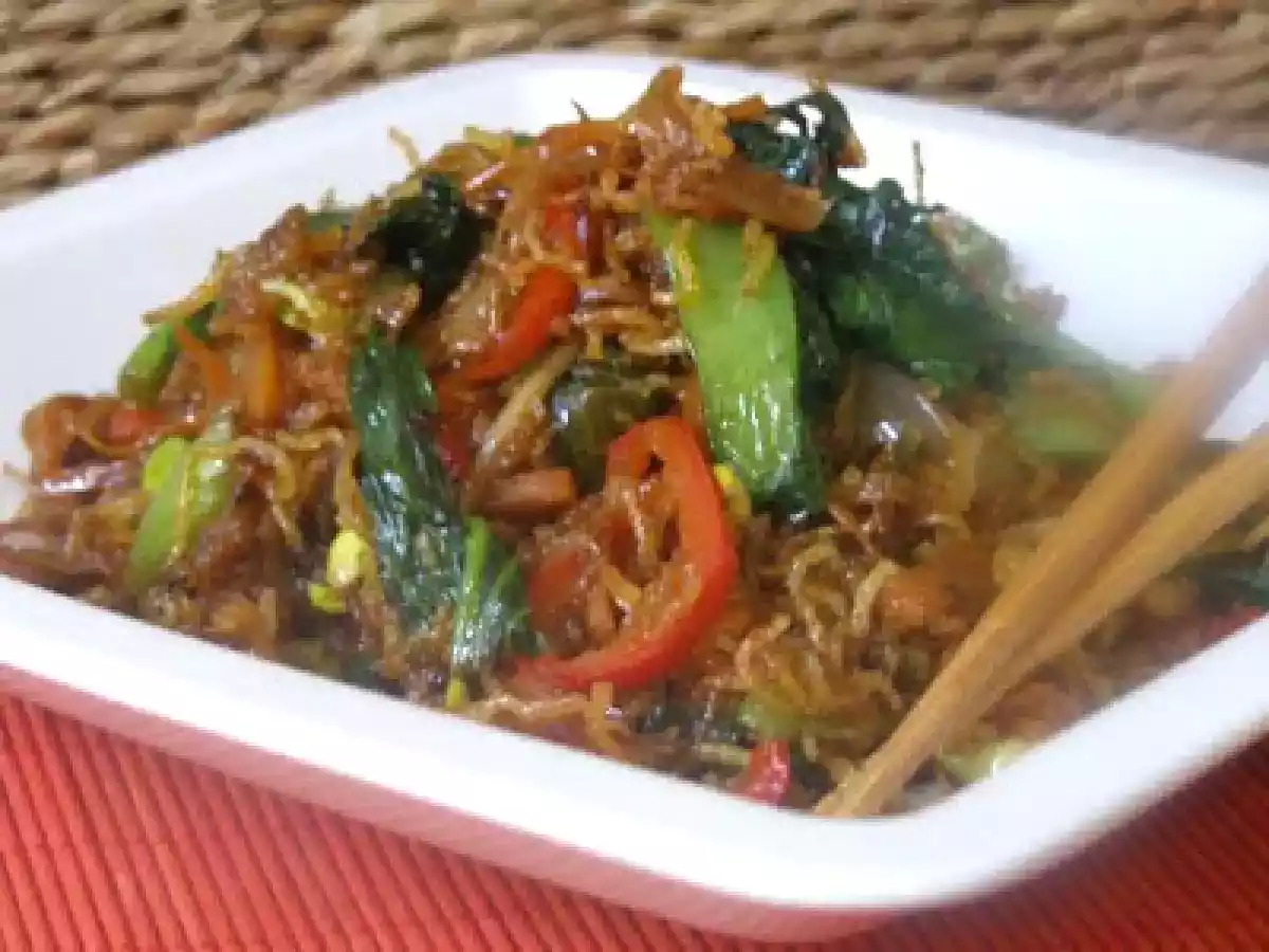 Taietei de orez crocanti, cu legume ( inclusiv bok choy) - poza 2