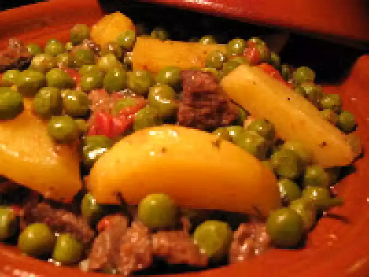 Tajine vita cu mazare si cartofi