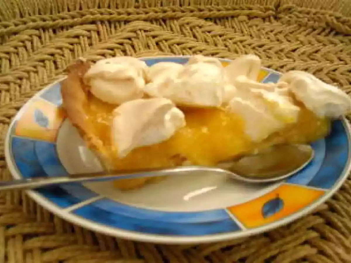 Tartă cu lemon curd şi bezea - poza 3