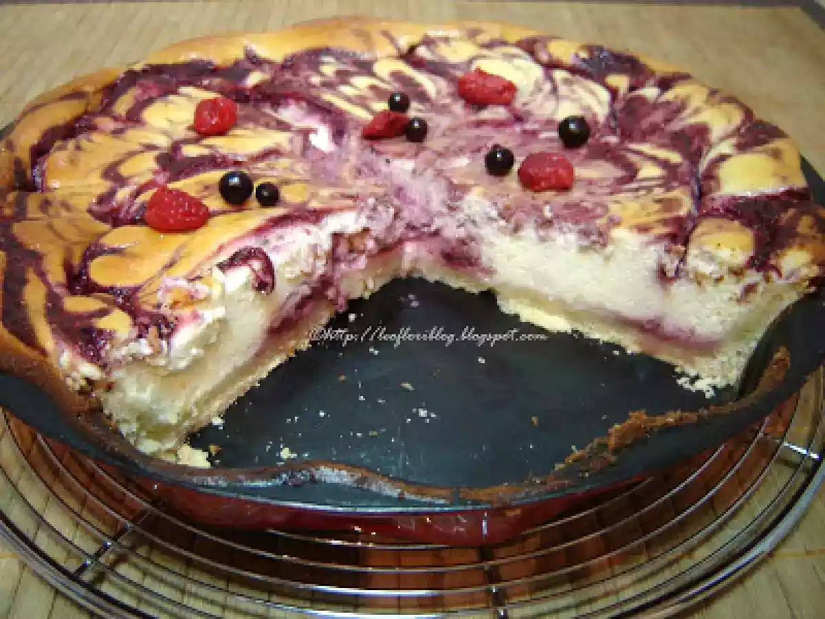 Tarta cu branza dulce si fructe - poza 9