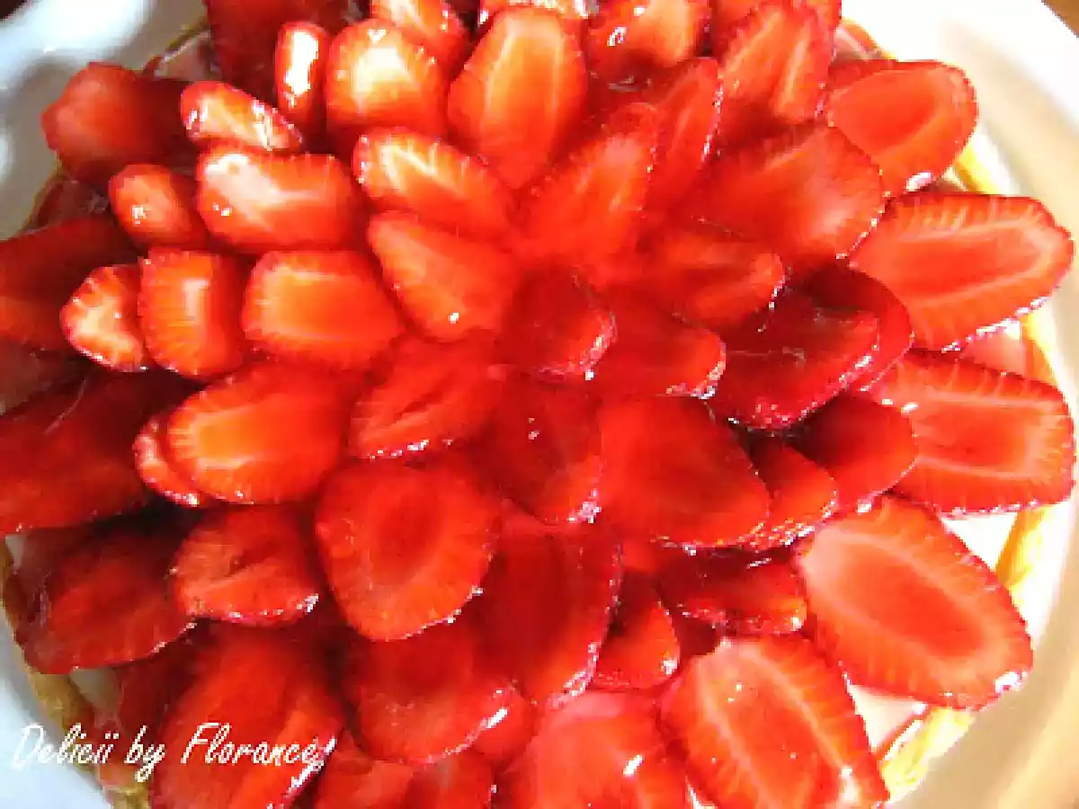 TARTA cu capsuni - poza 6