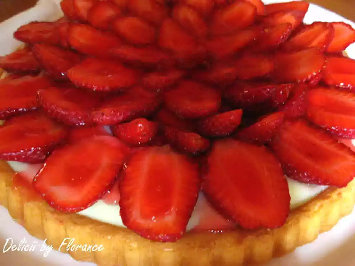 TARTA cu capsuni - poza 8