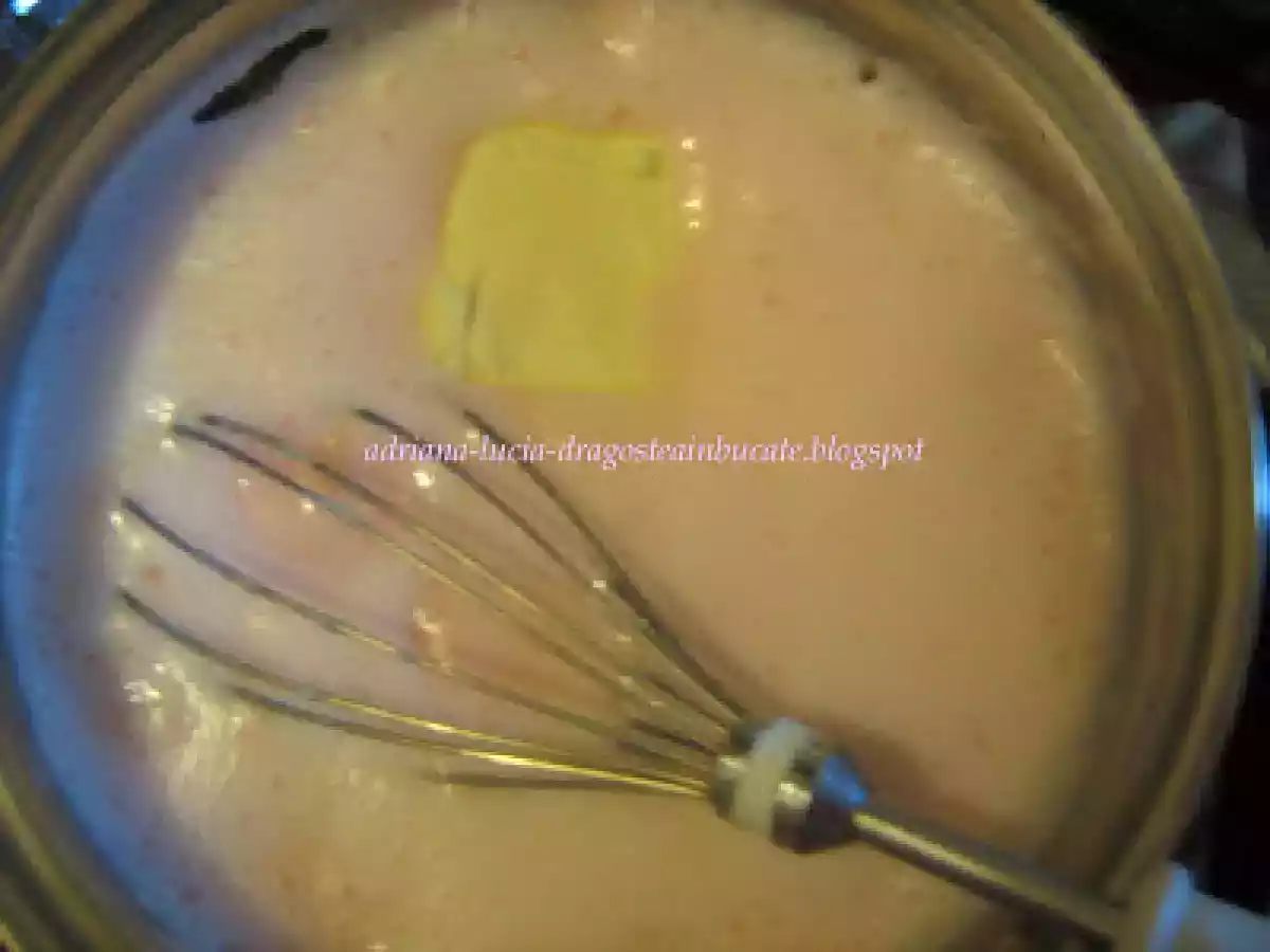 TARTA CU CAPSUNI SI FRISCA - poza 4