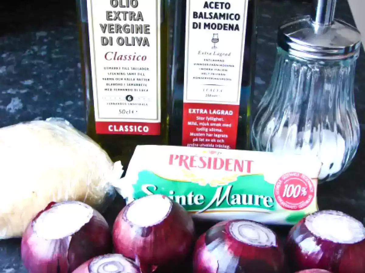 Tarta cu ceapa caramelizata si branza de capra - poza 2