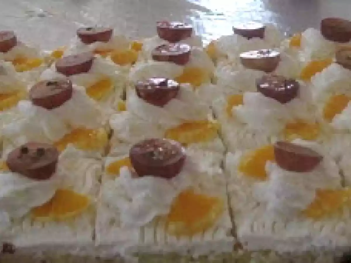 Tarta cu frisca si fructe - poza 2