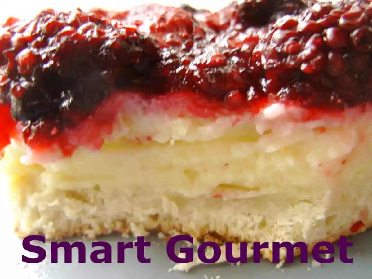 Tarta cu fructe de padure