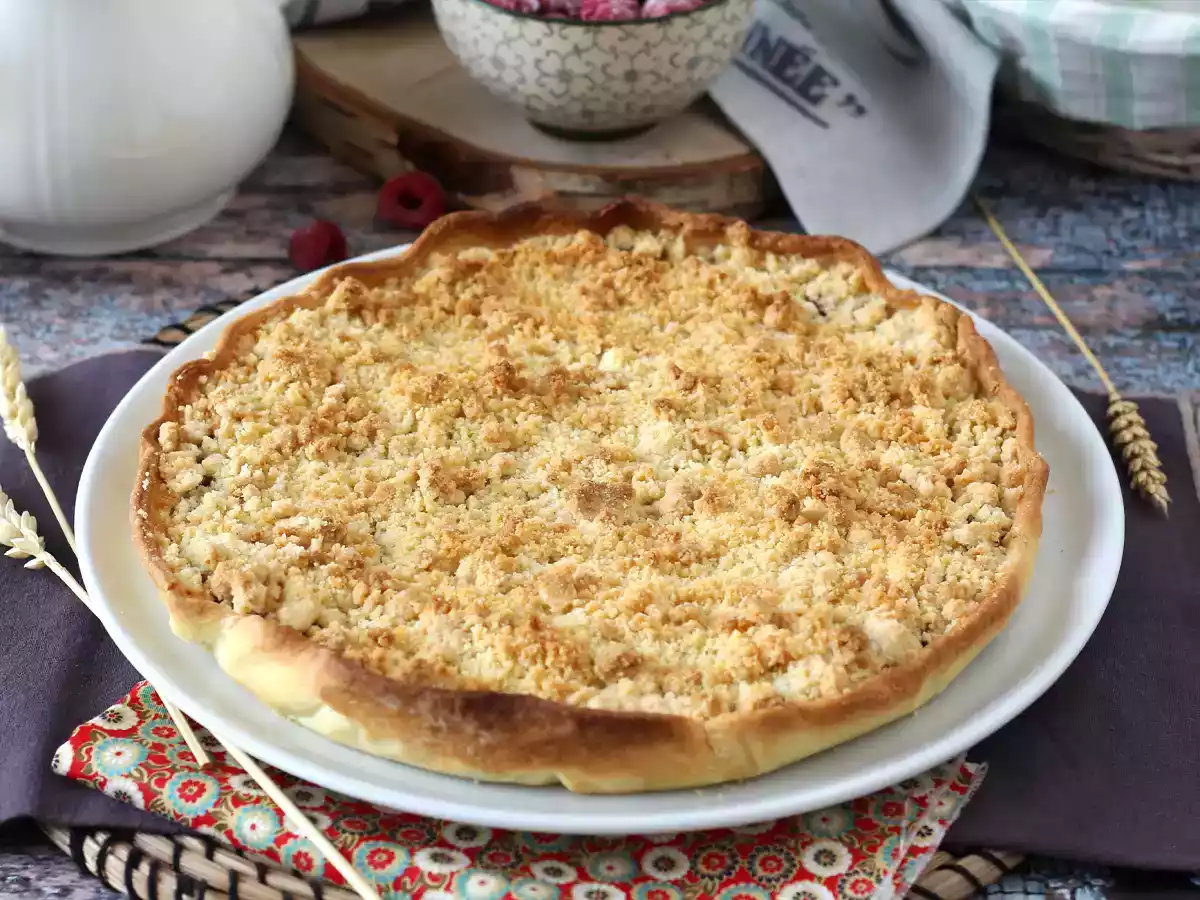 Tartă cu fructe roșii și crumble expres - poza 6