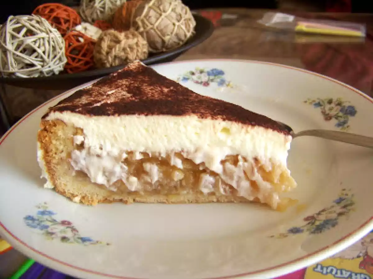 Tarta cu mere si frisca