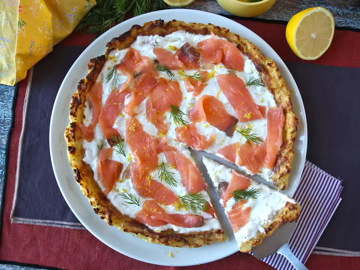 Tartă cu somon afumat cu aluat din cartofi - poza 7