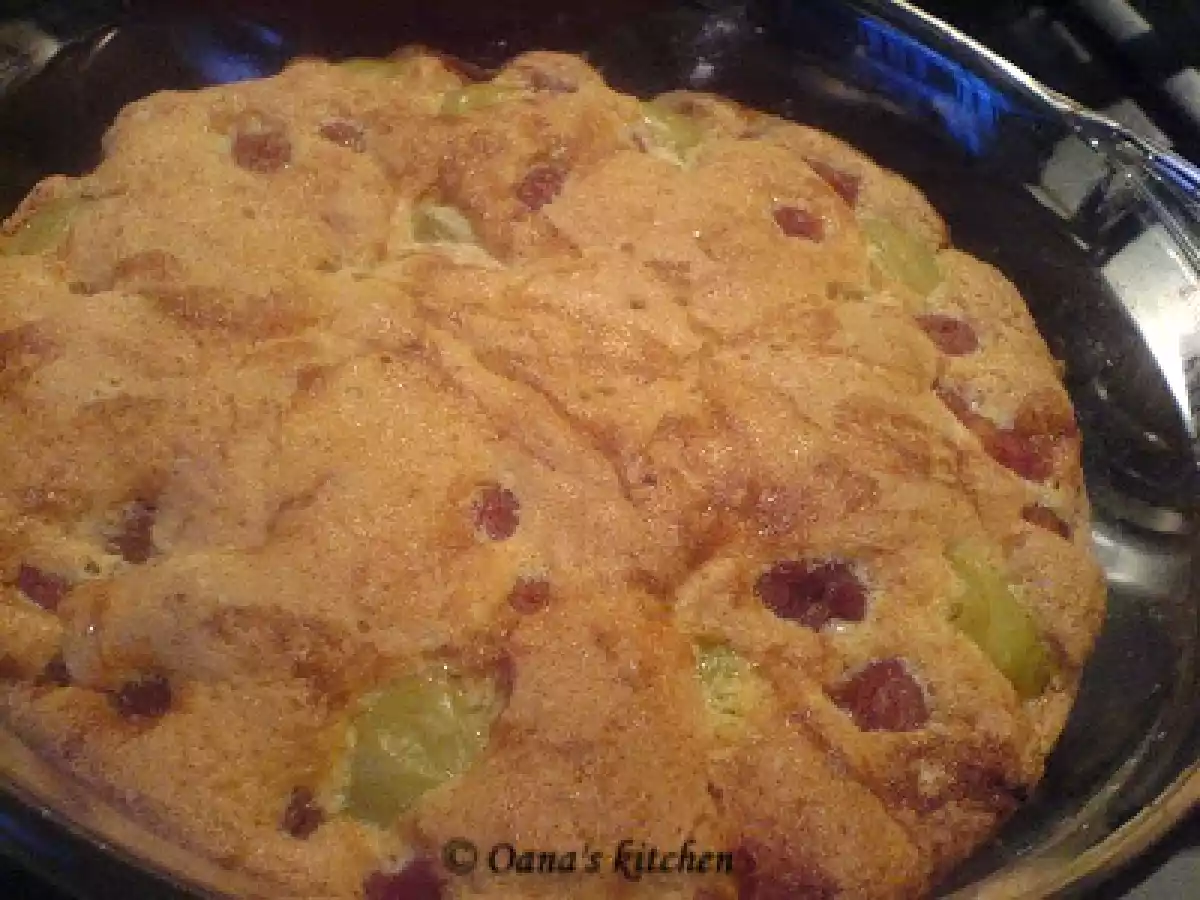 TARTA CU VISINE SI STRUGURI! - poza 3