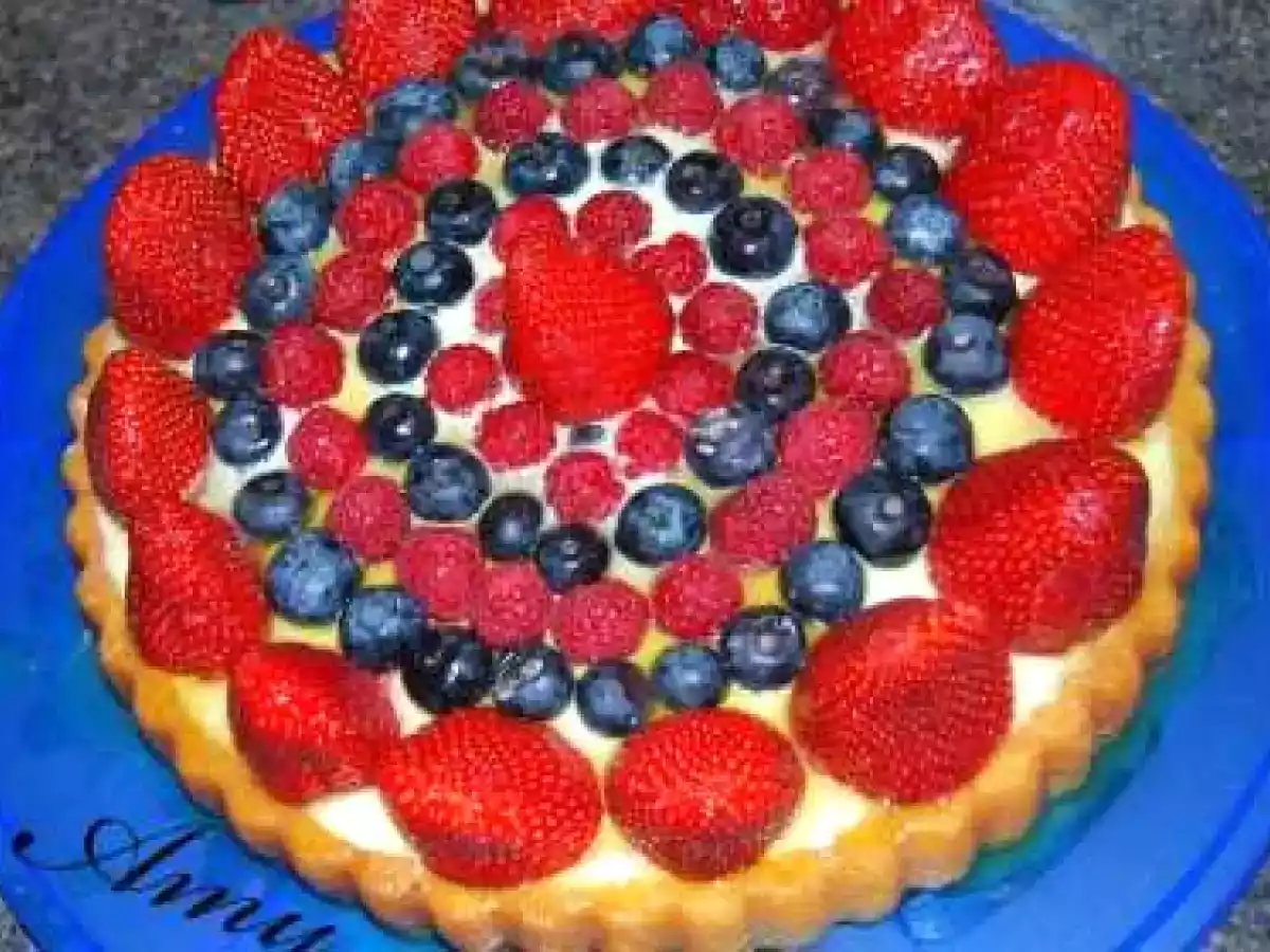 Tarta de vara cu fructe de padure !